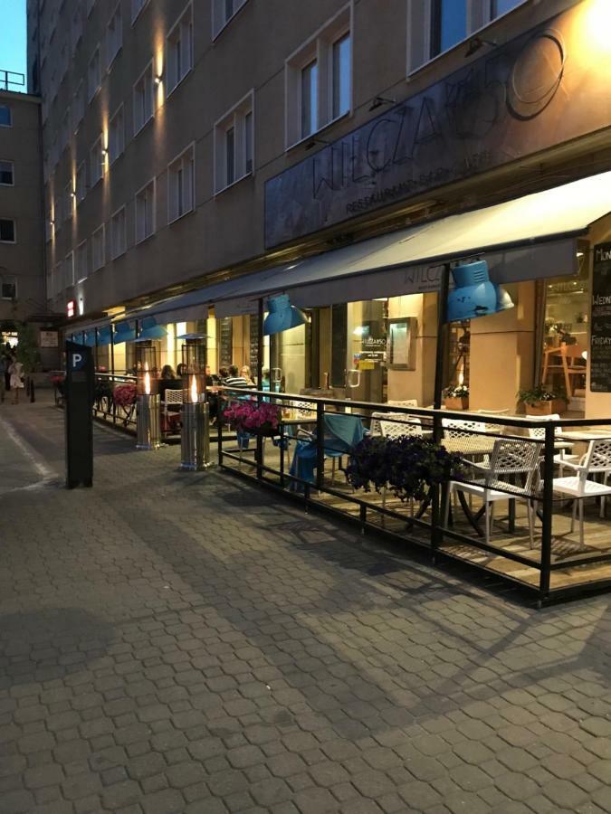 Warszawa Hoza Apartment Bagian luar foto