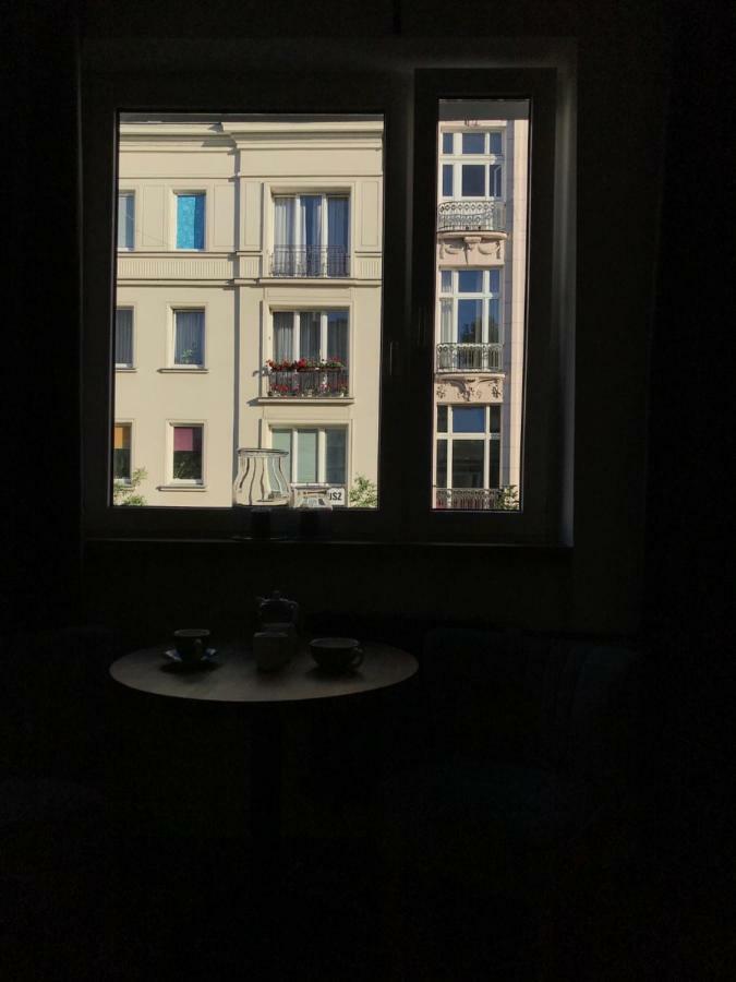 Warszawa Hoza Apartment Bagian luar foto